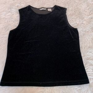 🟢3 for $20 LAURA Ashley black velvet tank top, small